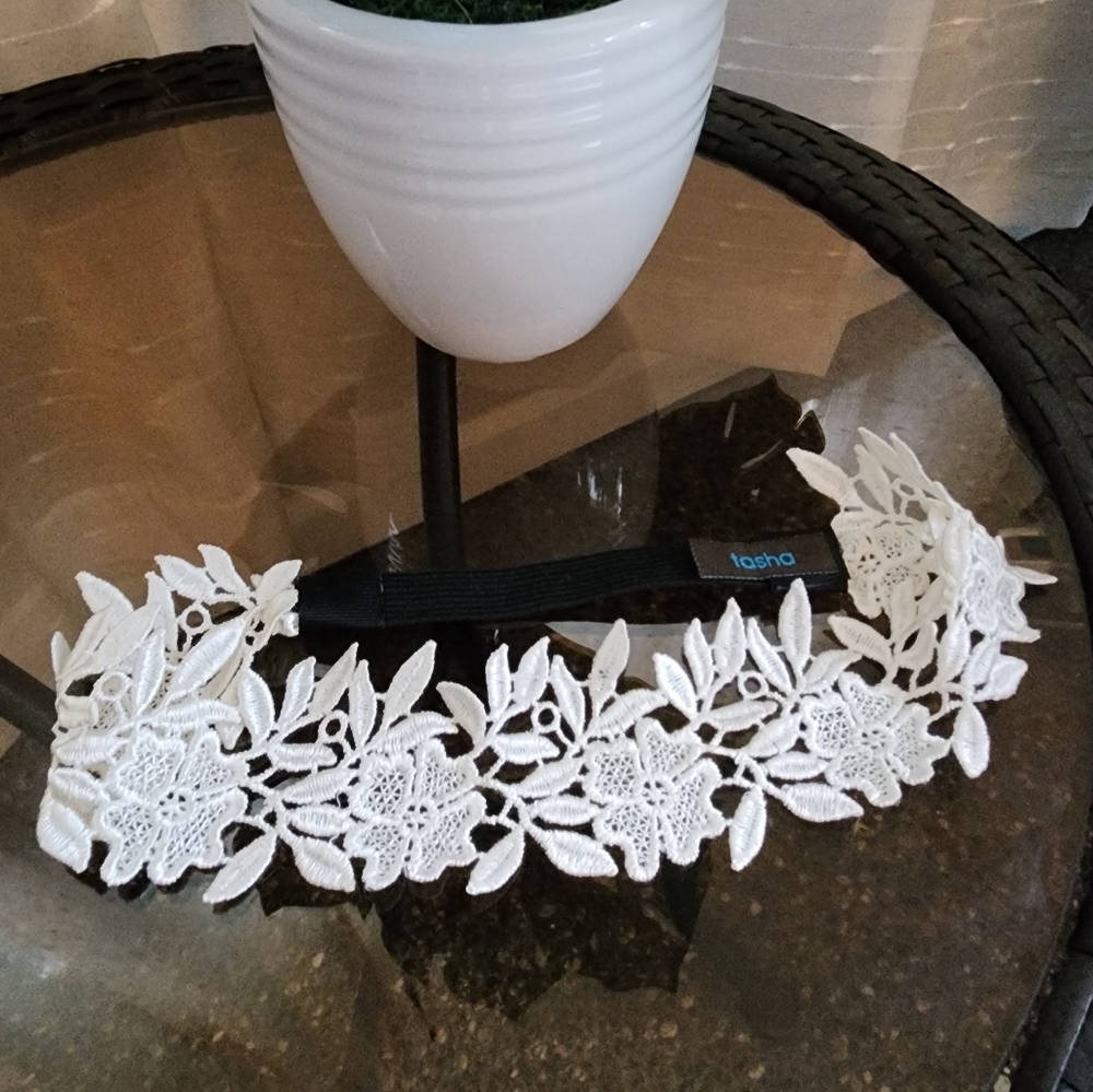 Dainty Lace Headband